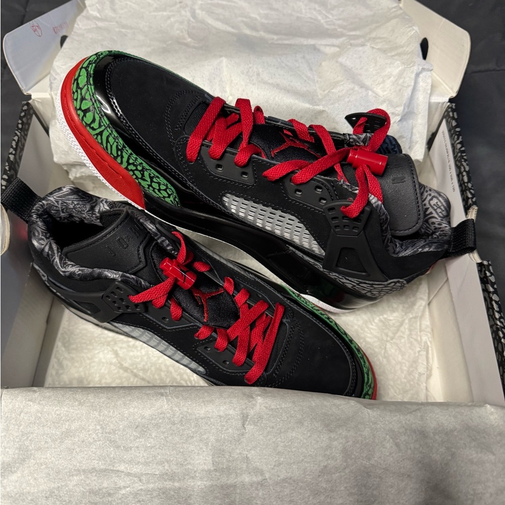 Jordan Black Red Green Sneakers - Picture 3 of 6